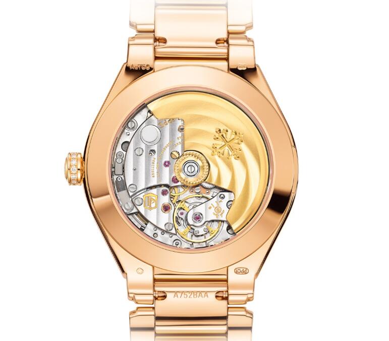 The movement could be viewed through the transparent caseback.