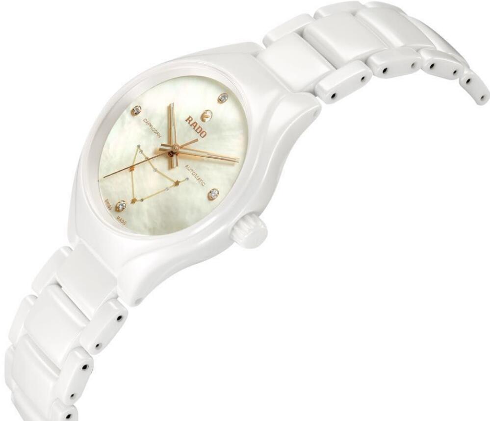 New-selling knock-off watches are clean with white design.